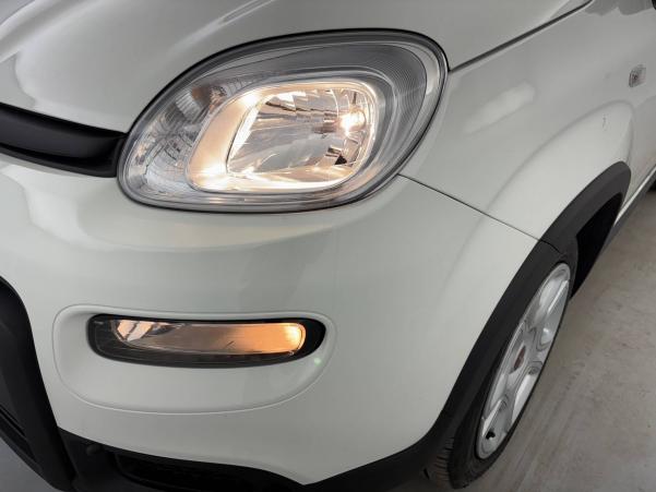 Vente en ligne Fiat Panda  1.0 70 ch Hybride BSG S/S au prix de 11 999 €