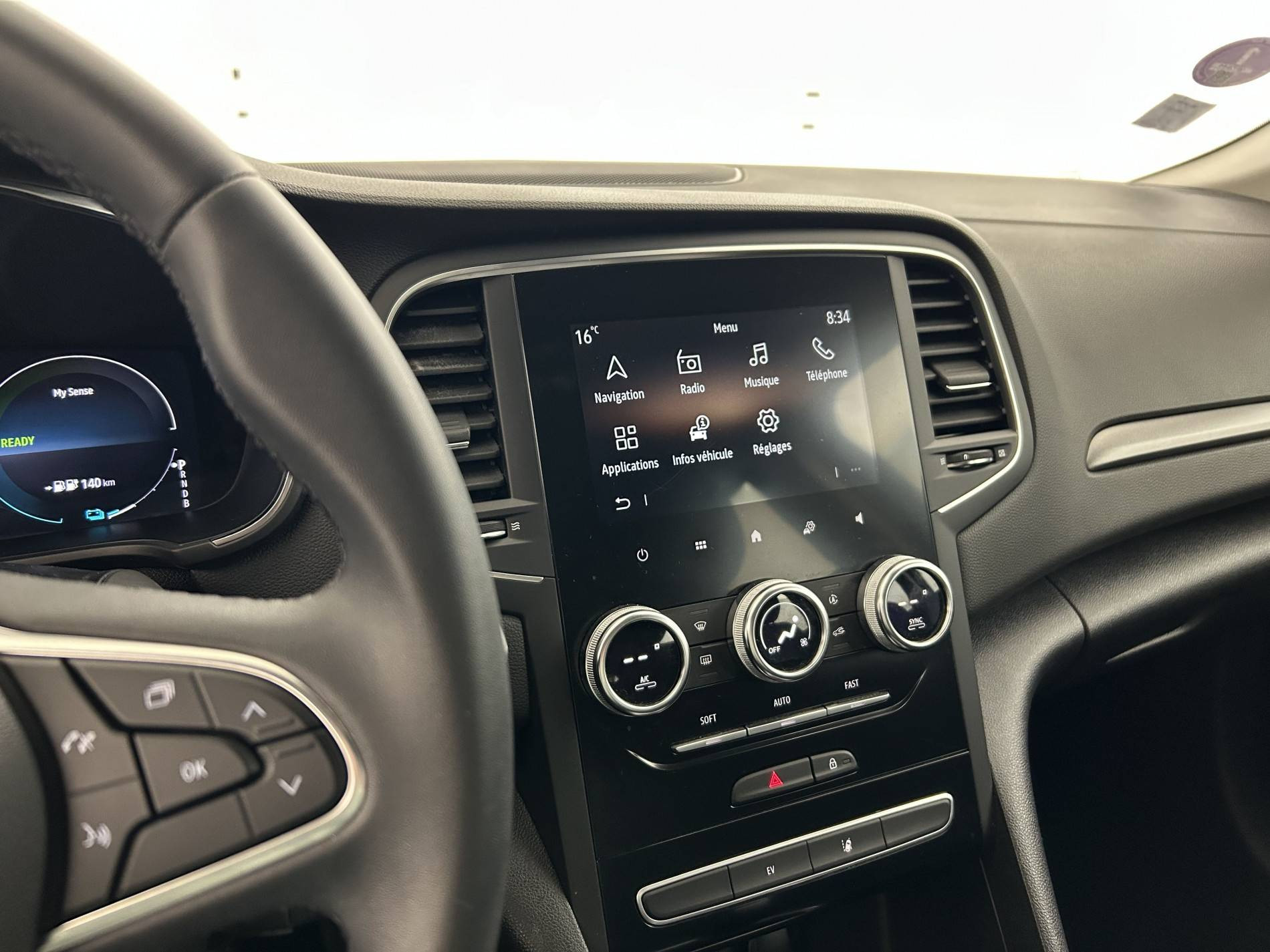 Vente en ligne Renault Megane 4 Estate Mégane IV Estate E-TECH Plug-In Hybride 160 au prix de 14 890 €