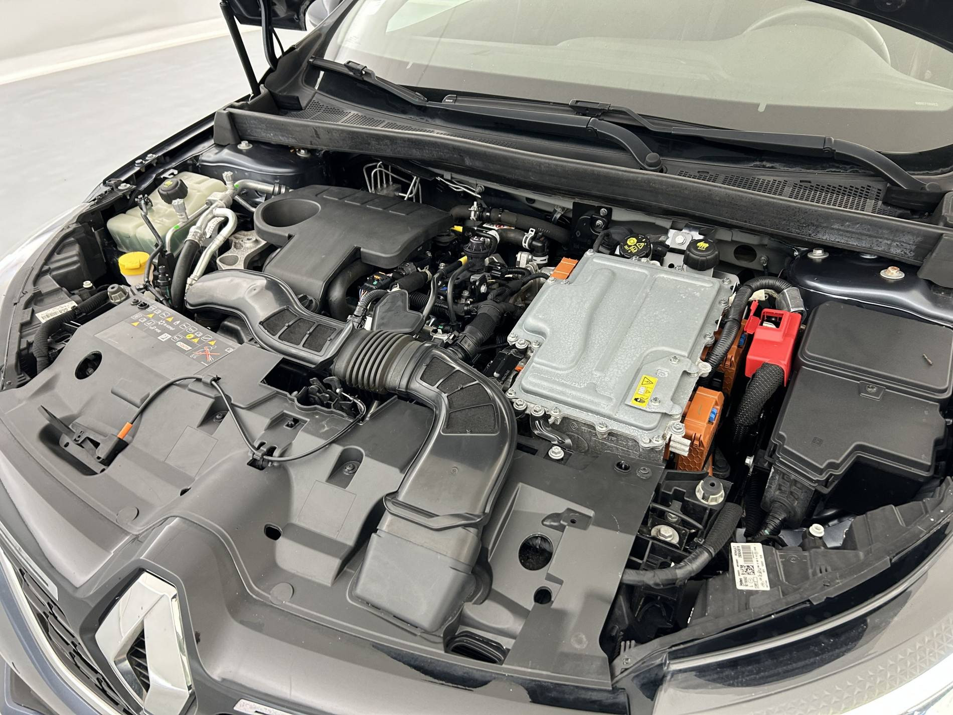 Vente en ligne Renault Megane 4 Estate Mégane IV Estate E-TECH Plug-In Hybride 160 au prix de 14 890 €