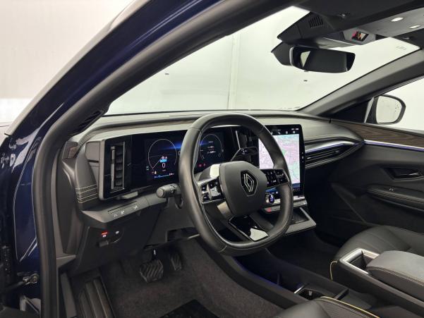 Vente en ligne Renault Megane E-Tech  EV60 220 ch super charge au prix de 24 499 €