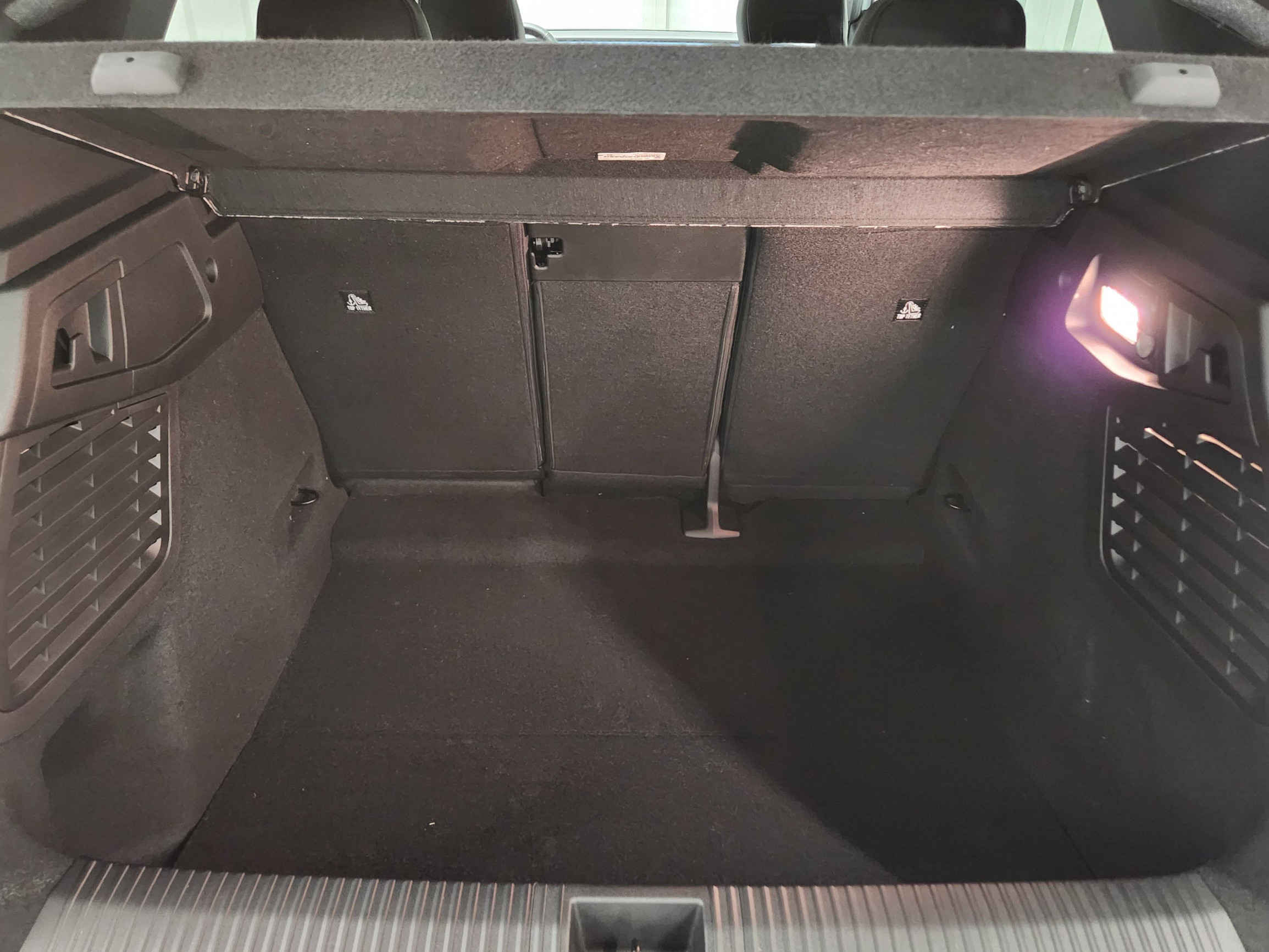 Vente en ligne Renault Scenic E-Tech  220 ch grande autonomie au prix de 49 990 €