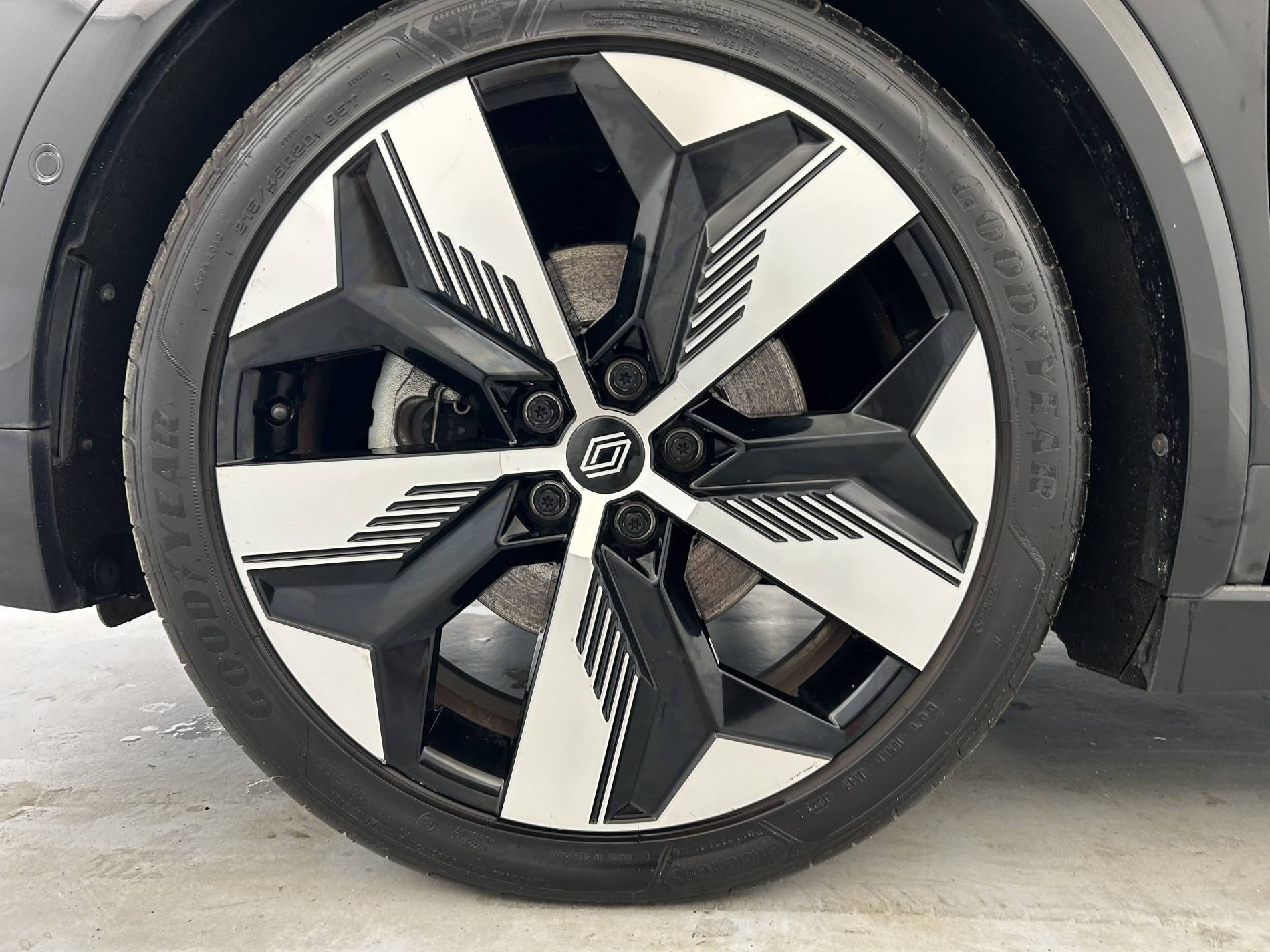 Vente en ligne Renault Megane E-Tech  EV60 220 ch super charge au prix de 23 690 €