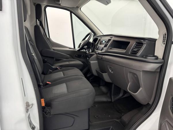 Vente en ligne Ford Transit TRANSIT FGN T350 L2H2 2.0 ECOBLUE 170 S&S au prix de 19 999 €