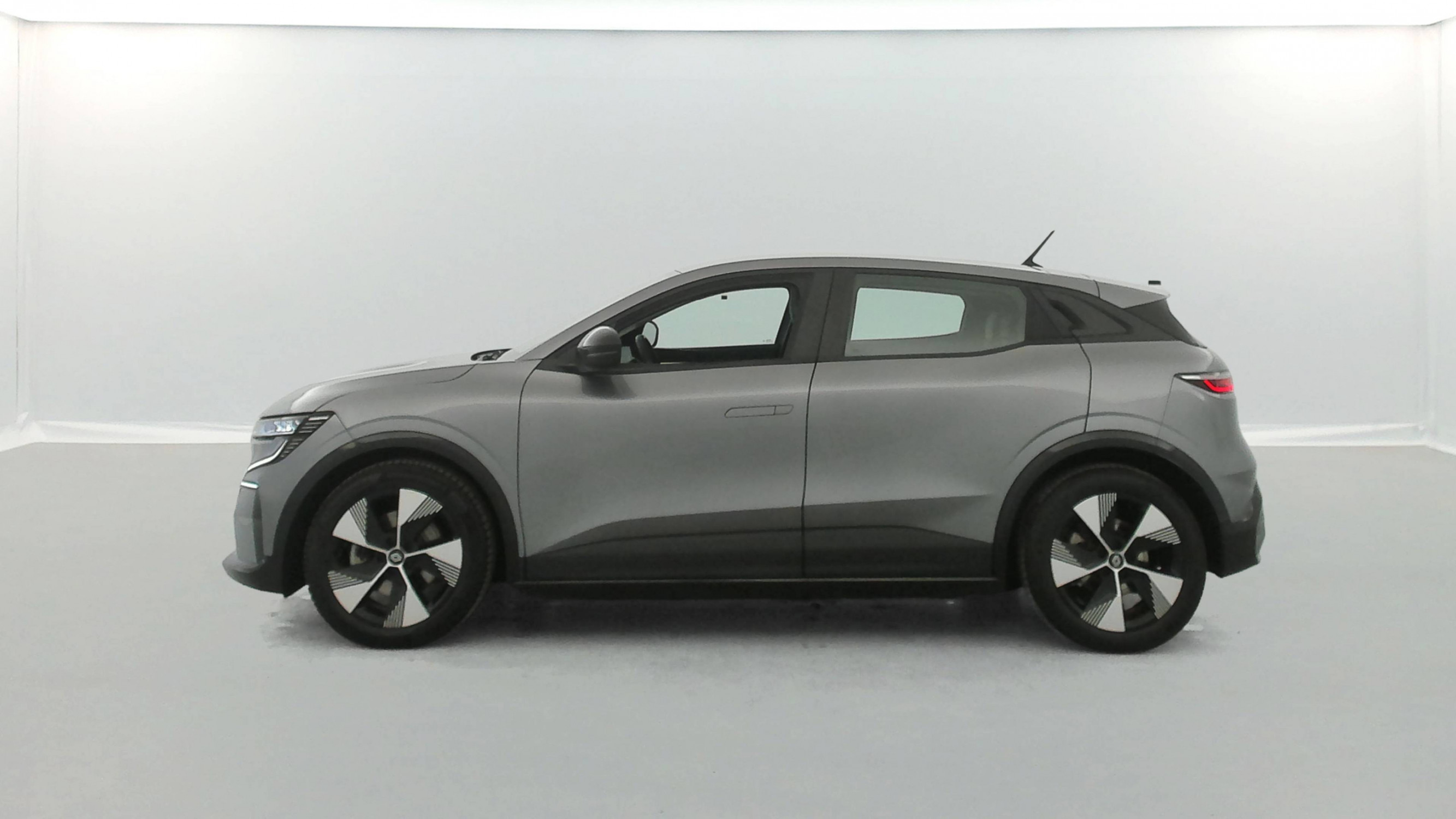Vente en ligne Renault Megane E-Tech  EV60 220 ch super charge au prix de 19 890 €