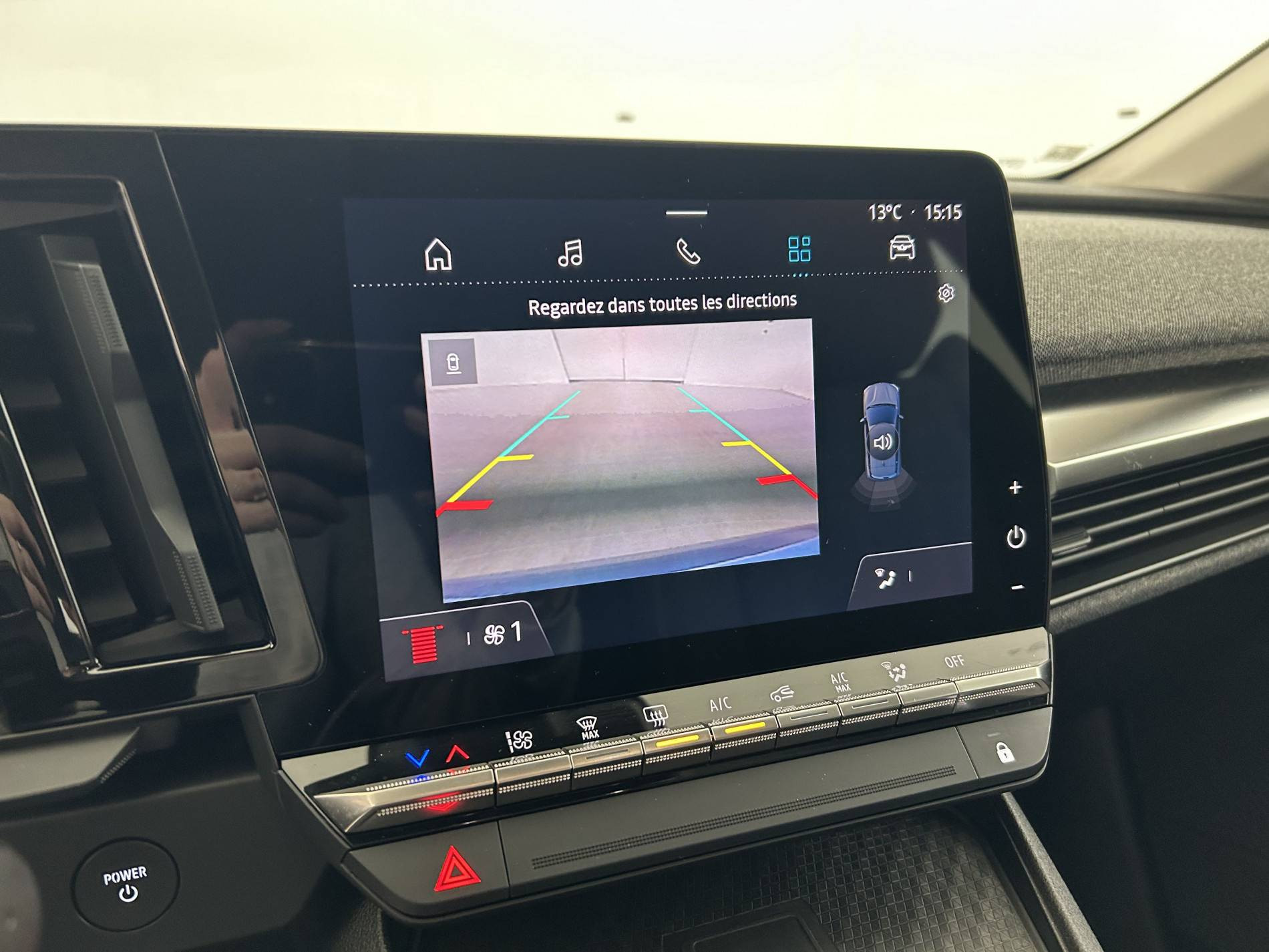 Vente en ligne Renault Megane E-Tech  EV60 220 ch super charge au prix de 19 890 €