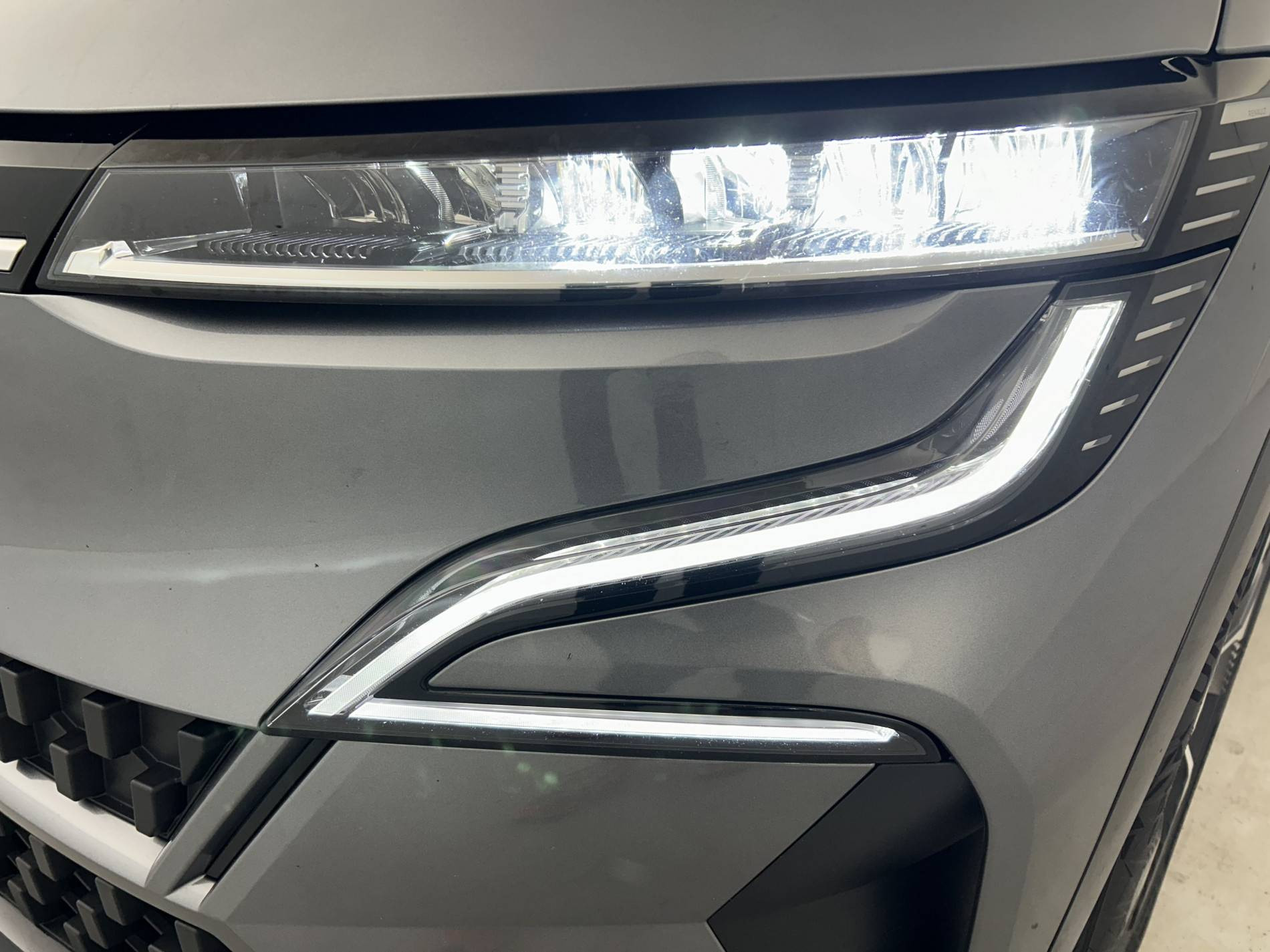 Vente en ligne Renault Megane E-Tech  EV60 220 ch super charge au prix de 19 890 €