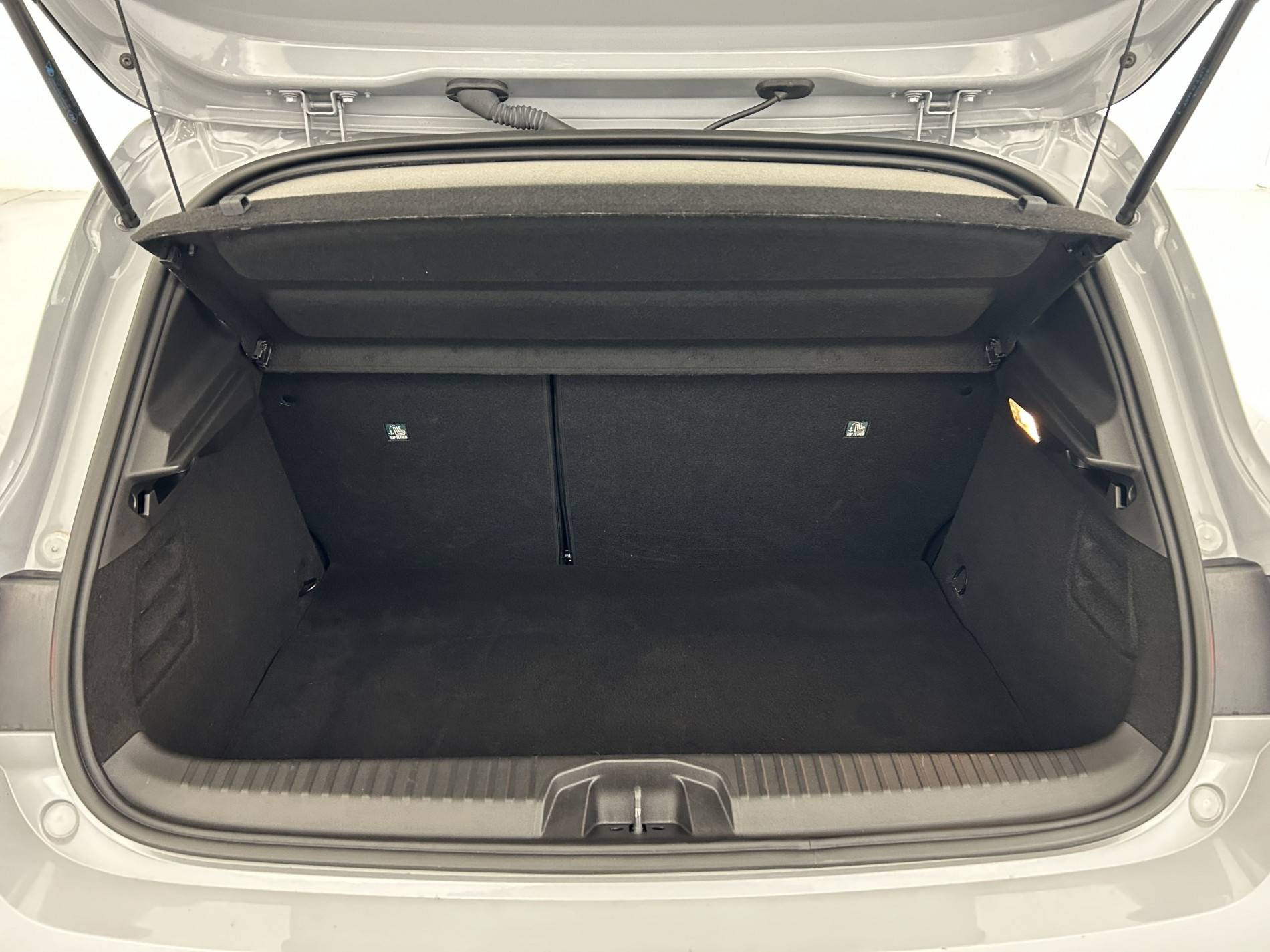 Vente en ligne Renault Clio 5 Clio E-Tech full hybrid 145 ch GSR2 au prix de 19 790 €