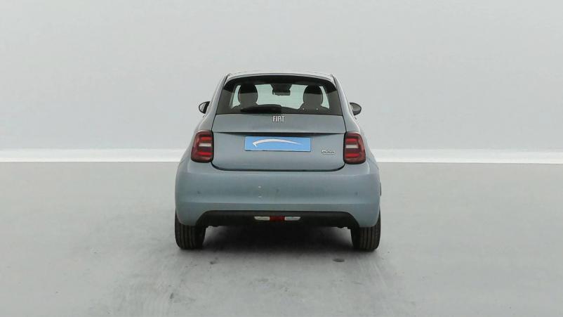 Vente en ligne Fiat 500 électrique 500 e 118 ch au prix de 15 490 €