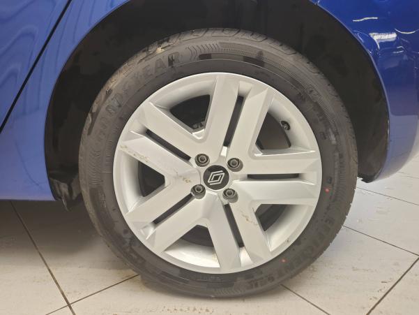 Vente en ligne Renault Clio 5 Clio TCe 90 au prix de 16 999 €