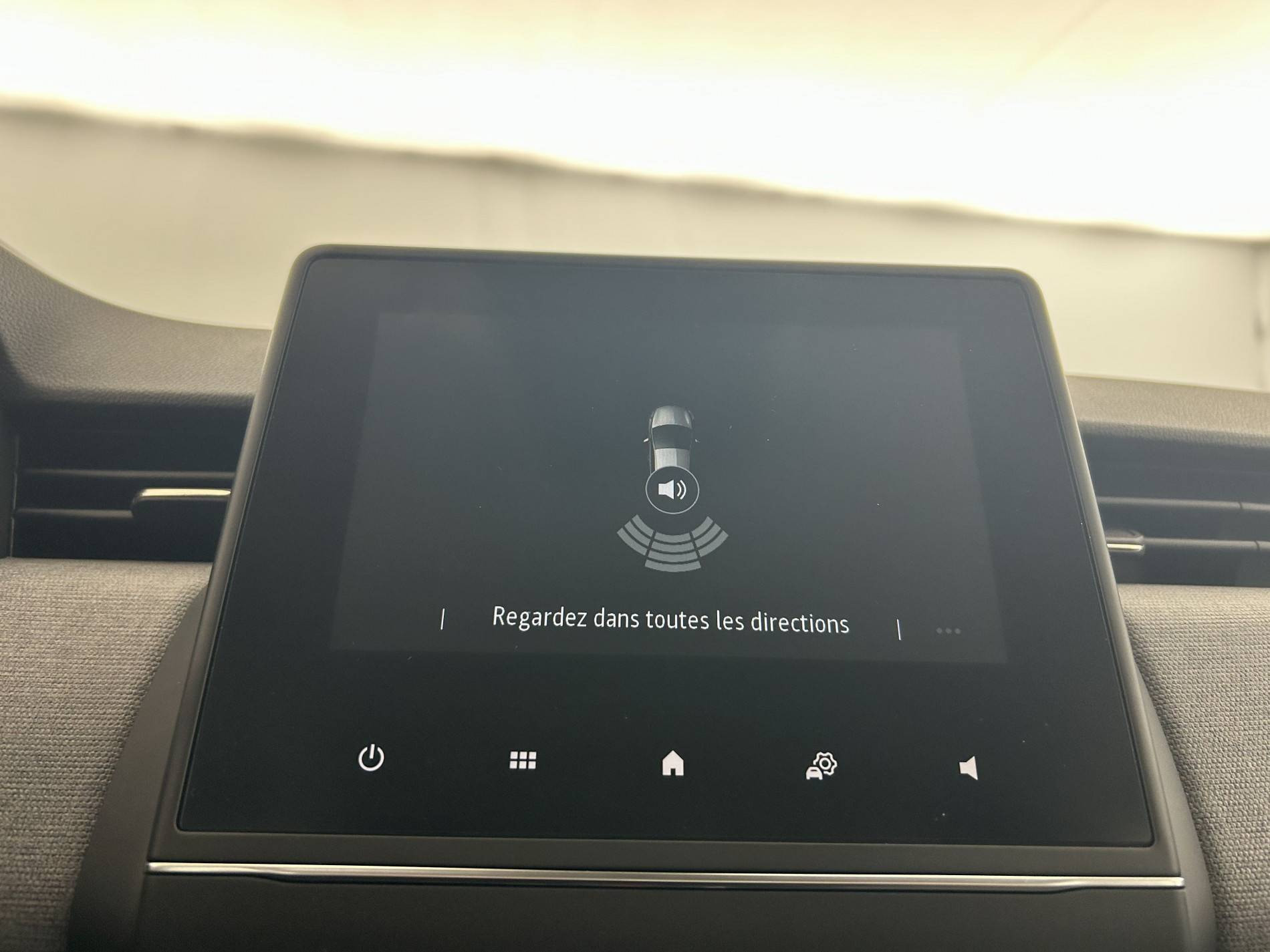 Vente en ligne Renault Clio 5 Clio E-Tech full hybrid 145 ch GSR2 au prix de 19 590 €