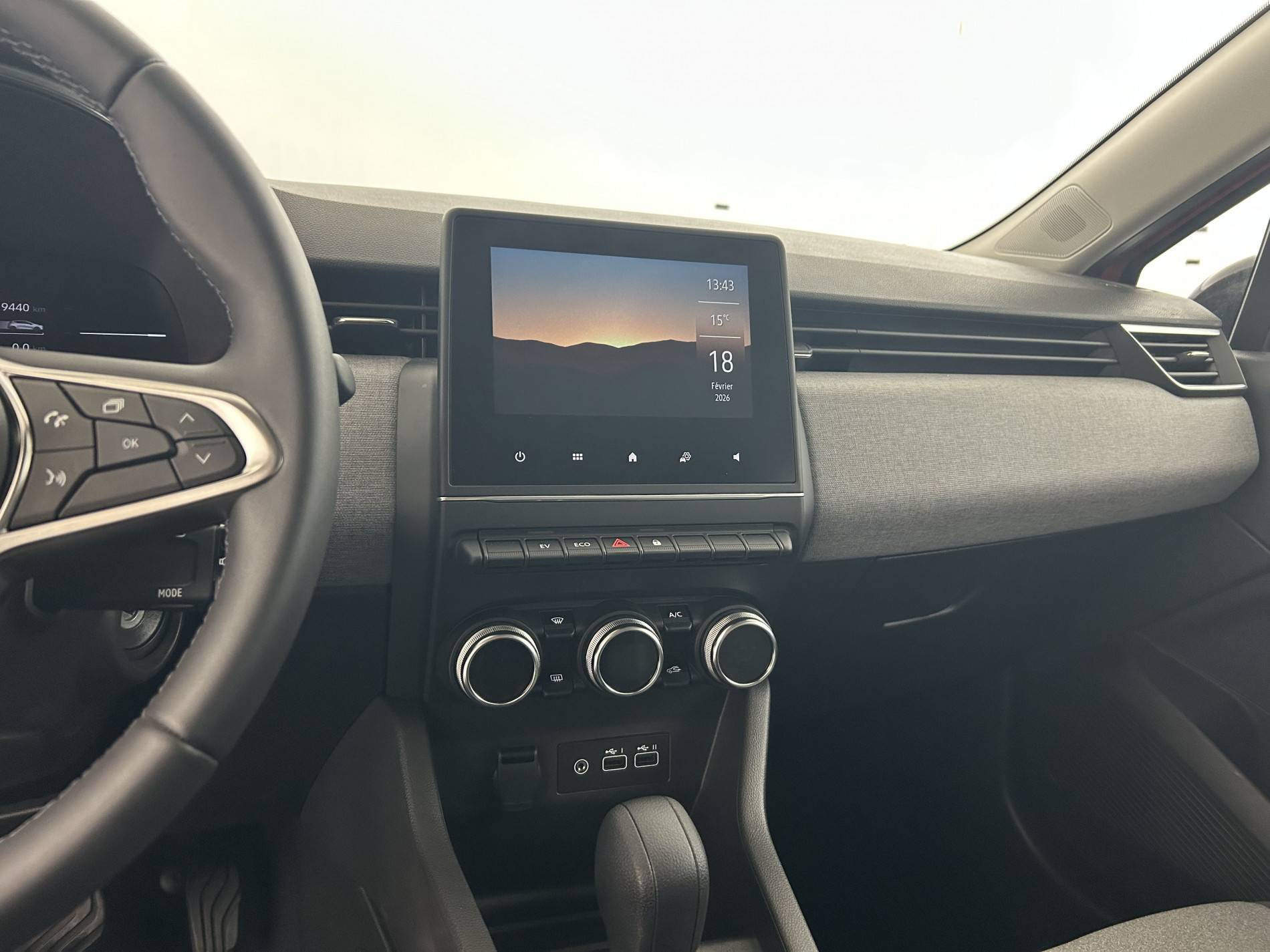 Vente en ligne Renault Clio 5 Clio E-Tech full hybrid 145 ch GSR2 au prix de 19 590 €