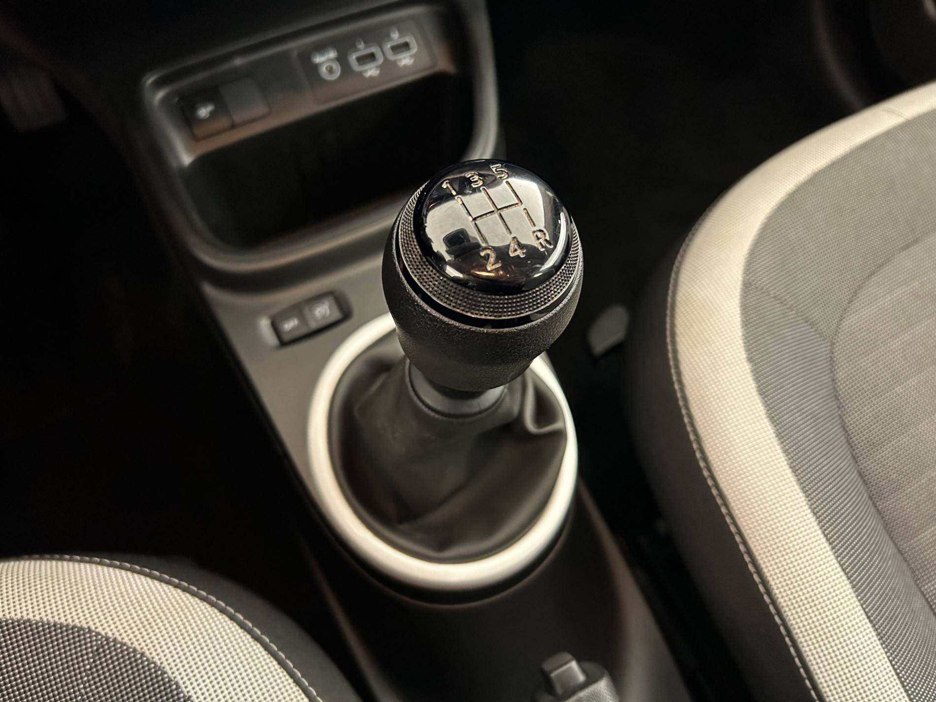 Vente en ligne Renault Twingo 3  SCe 65 au prix de 11 890 €