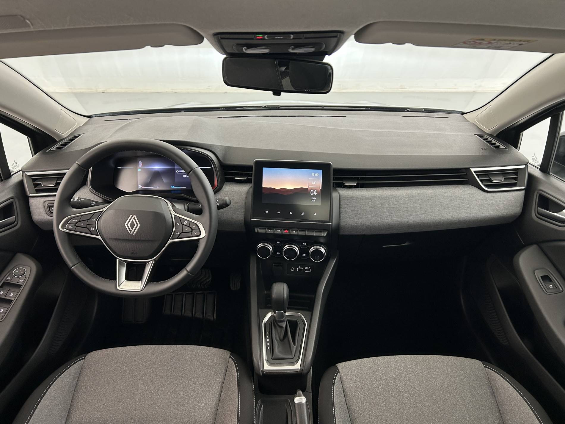 Vente en ligne Renault Clio 5 Clio E-Tech full hybrid 145 ch GSR2 au prix de 20 999 €