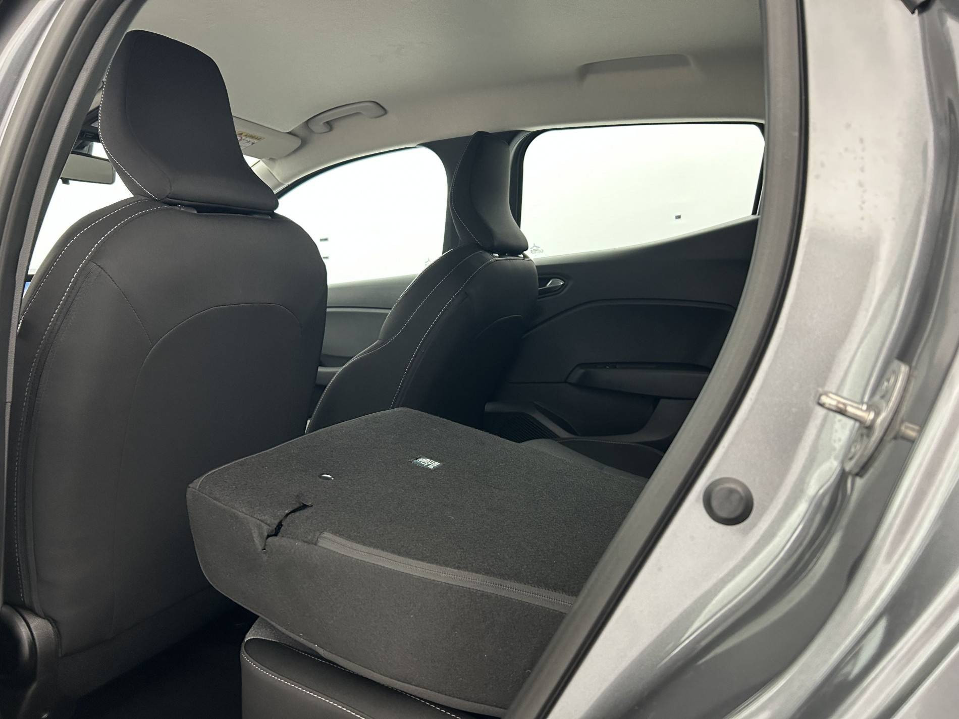 Vente en ligne Renault Clio 5 Clio E-Tech full hybrid 145 ch GSR2 au prix de 20 999 €