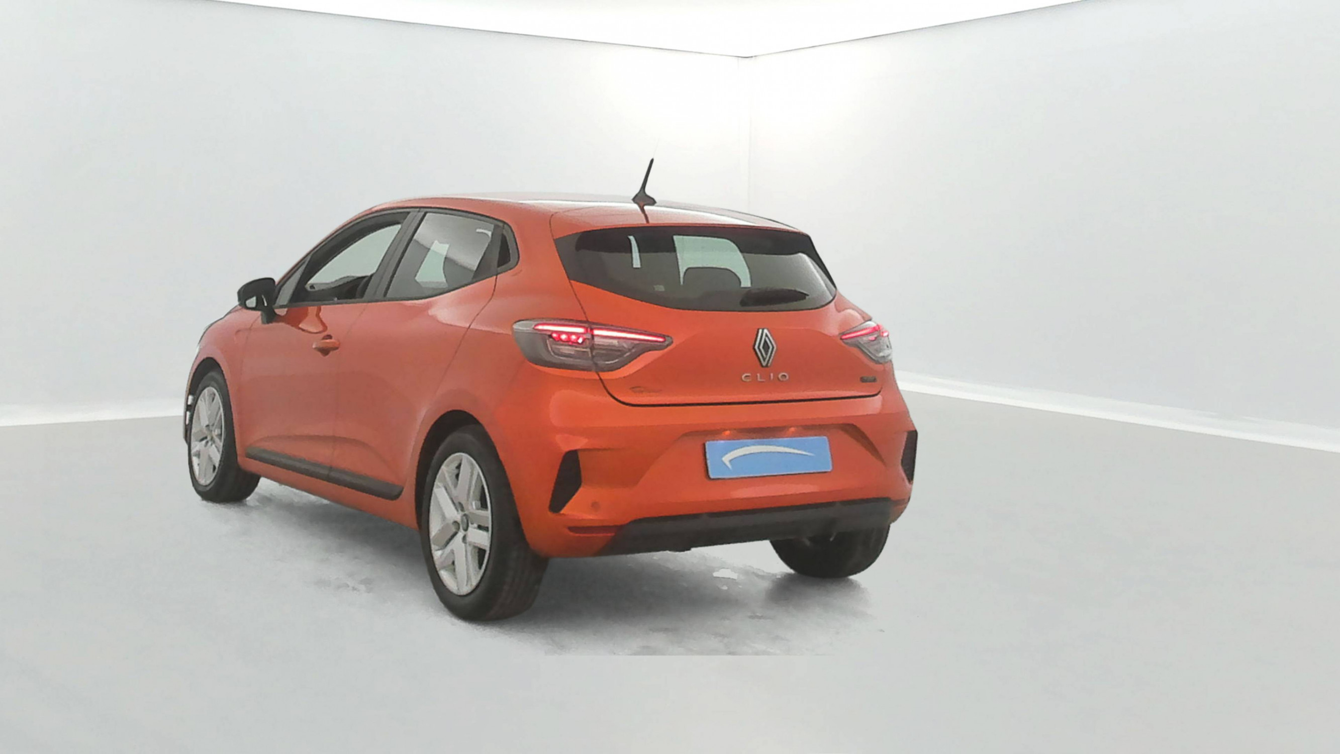 Vente en ligne Renault Clio 5 Clio E-Tech full hybrid 145 ch GSR2 au prix de 19 590 €
