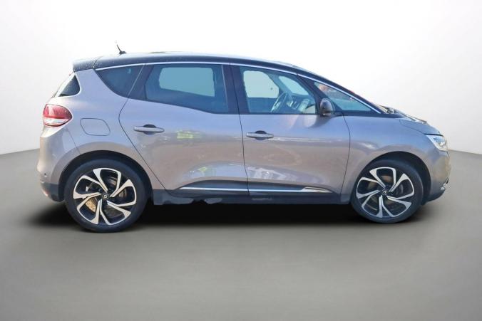 Vente en ligne Renault Scenic 4 Scenic Blue dCi 120 EDC au prix de 18 999 €