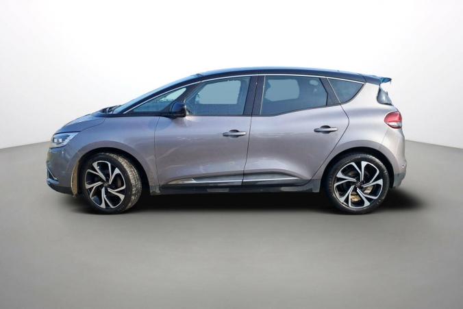 Vente en ligne Renault Scenic 4 Scenic Blue dCi 120 EDC au prix de 18 999 €