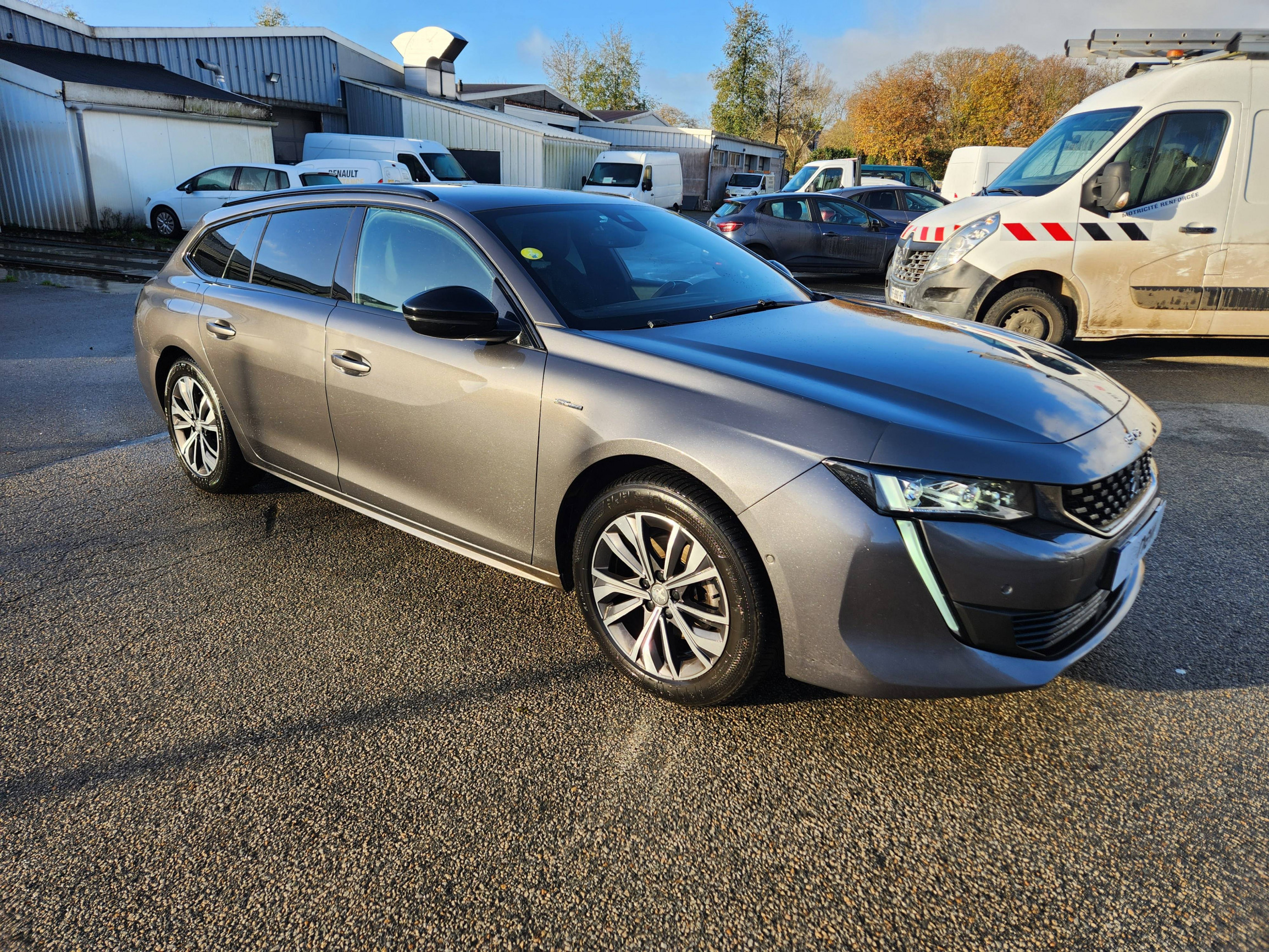 Vente en ligne Peugeot 508 SW  BlueHDi 130 ch S&S EAT8 au prix de 16 499 €