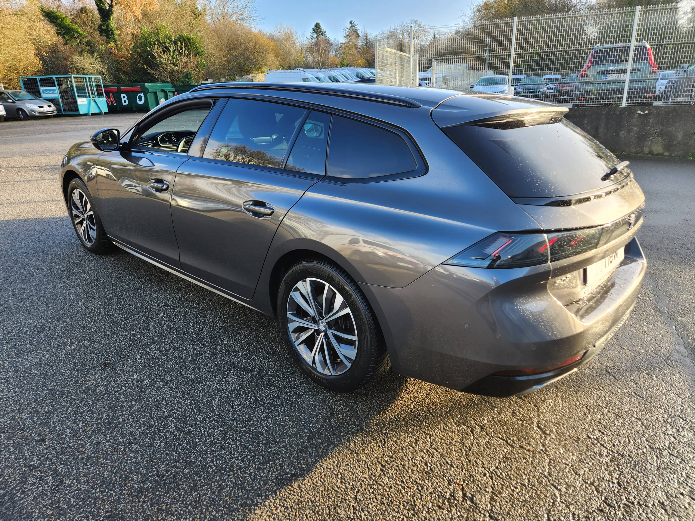 Vente en ligne Peugeot 508 SW  BlueHDi 130 ch S&S EAT8 au prix de 16 499 €
