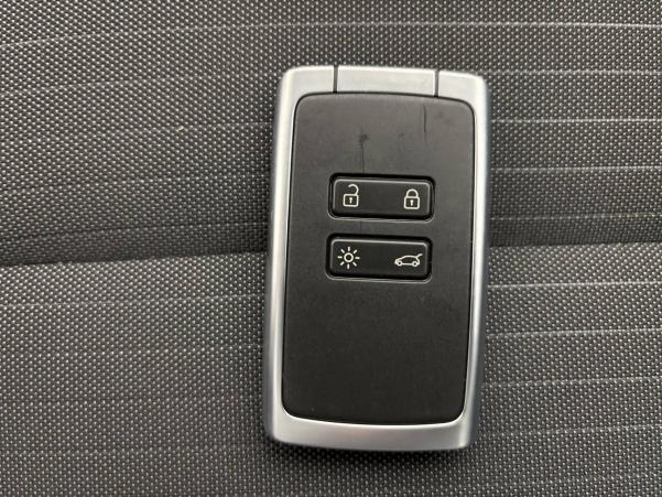 Vente en ligne Renault Arkana  mild hybrid 140 EDC FAP - 22 au prix de 21 999 €