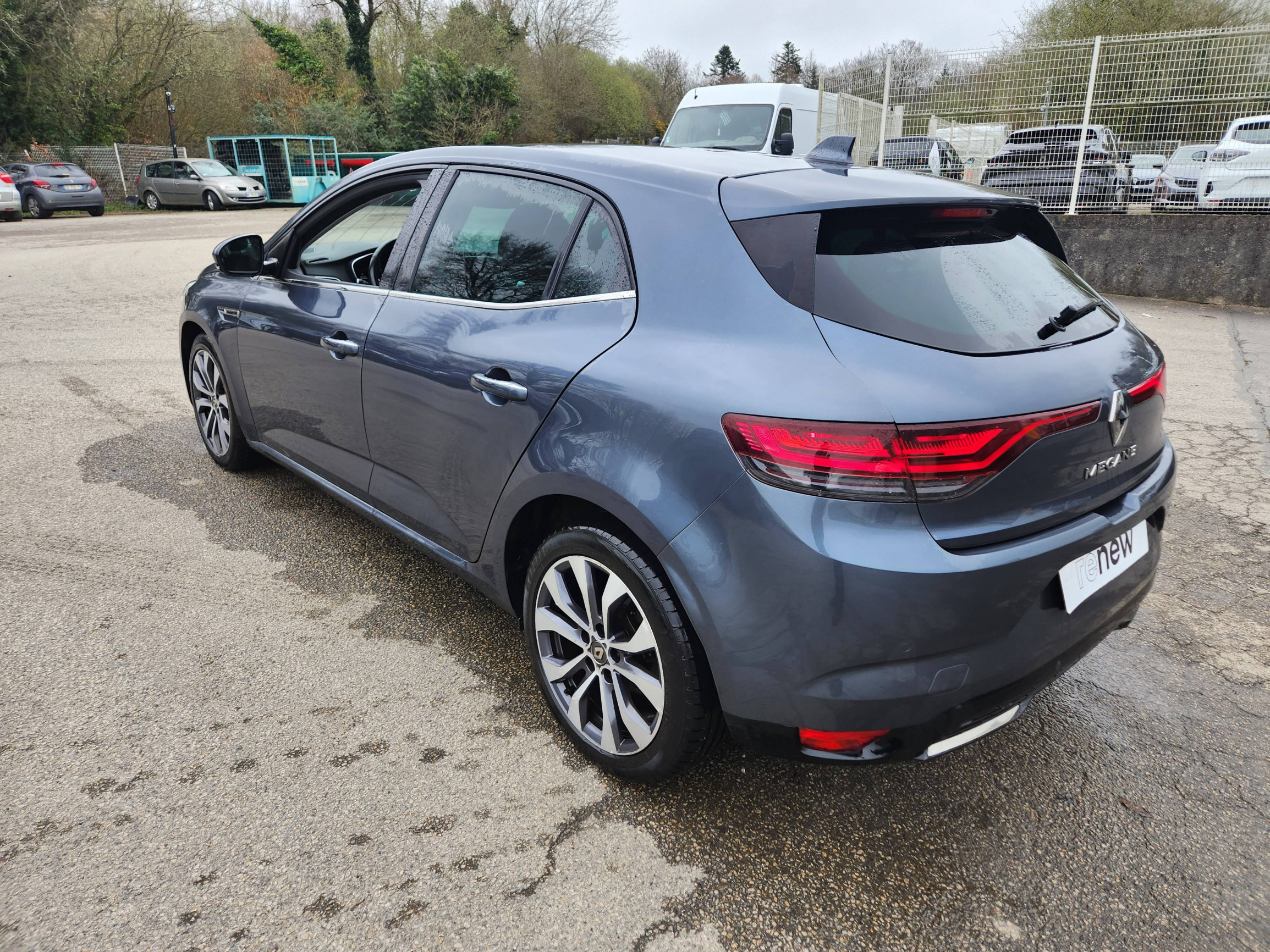 Vente en ligne Renault Megane 4 Mégane IV Berline Blue dCi 115 au prix de 16 899 €