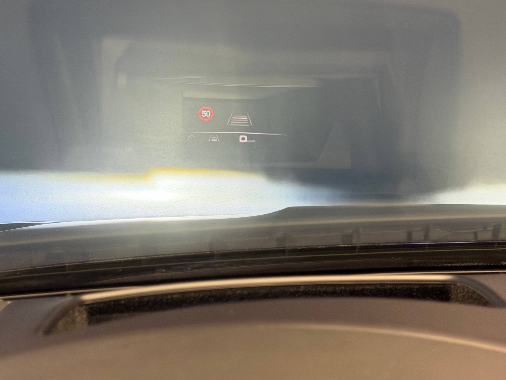 Vente en ligne Porsche Cayenne  E-Hybrid 3.0 V6 462 ch Tiptronic BVA au prix de 69 990 €