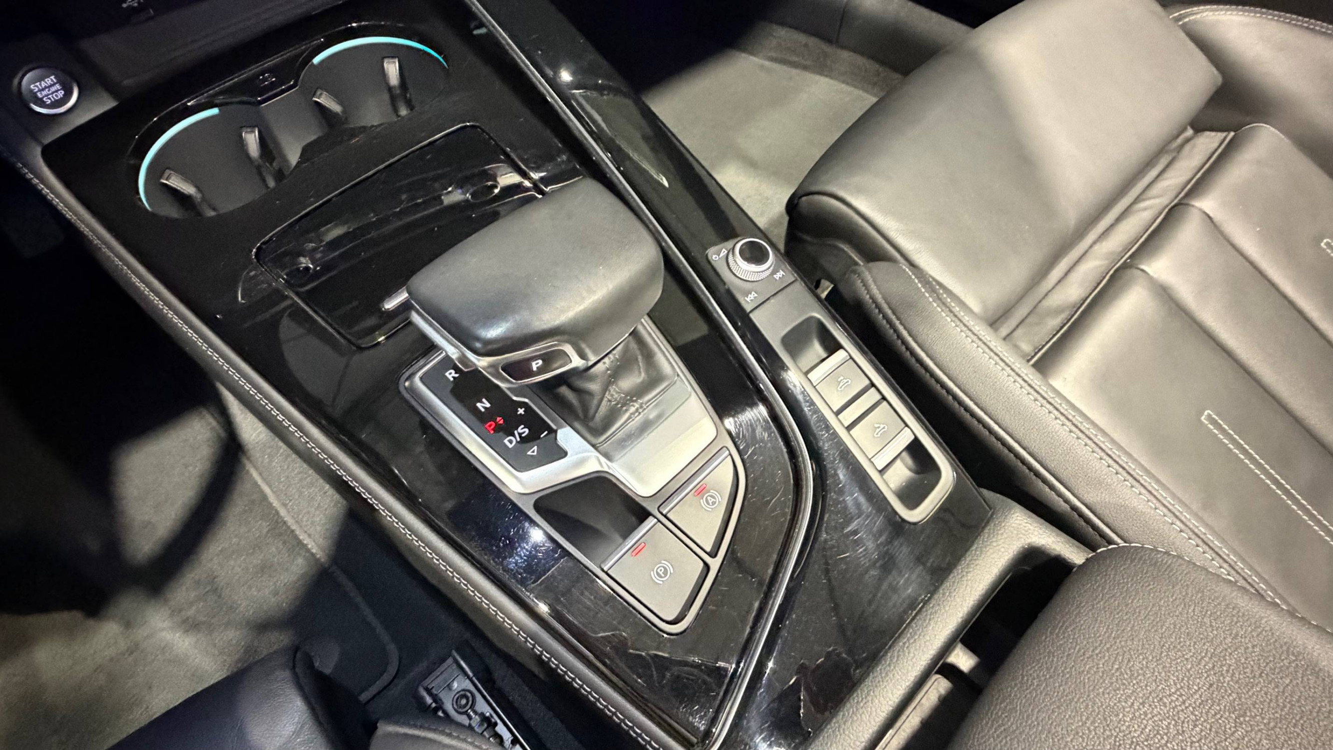 Vente en ligne Audi A5 Cabriolet  50 TDI 286 Tiptronic 8 Quattro au prix de 31 990 €