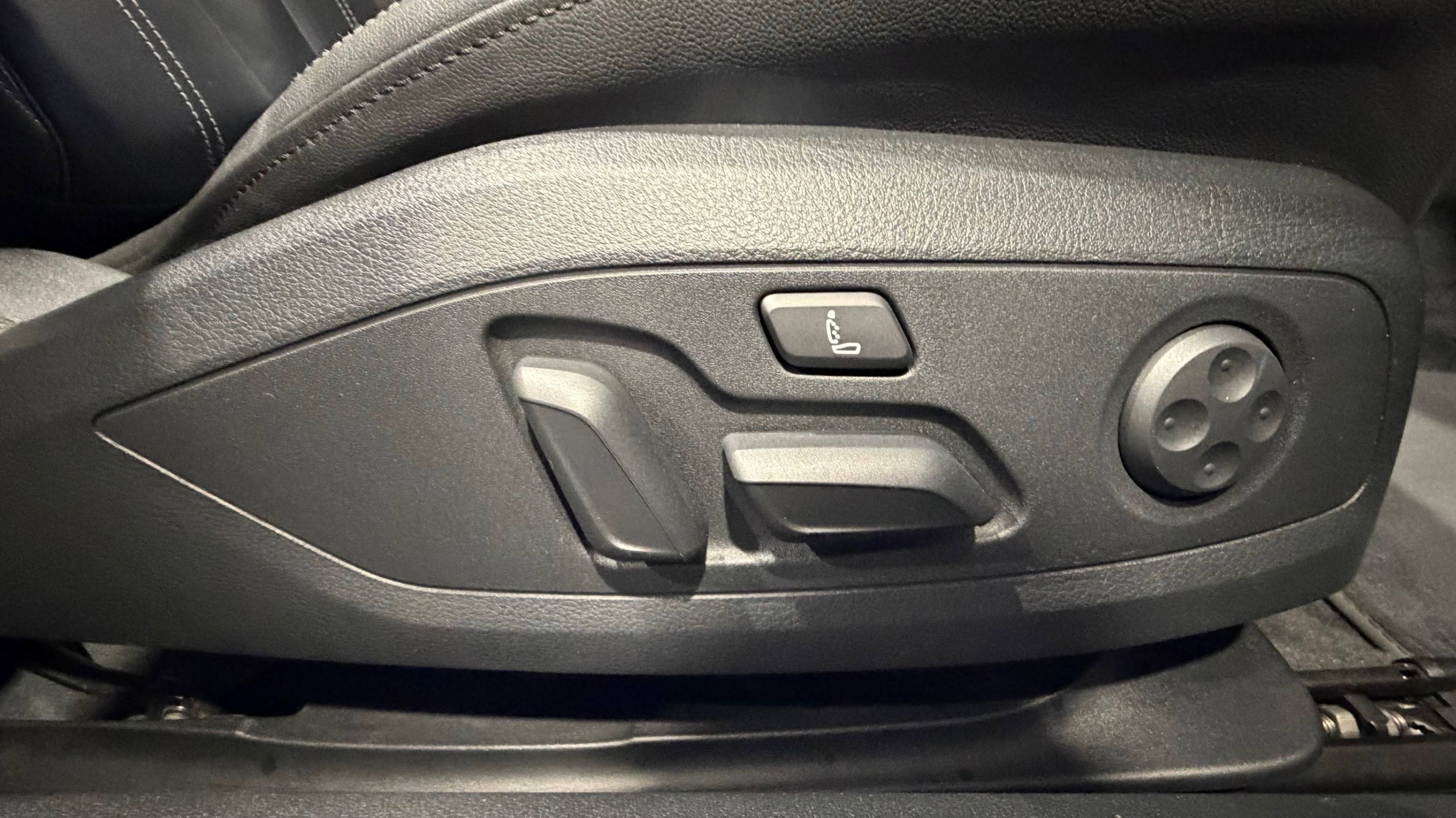 Vente en ligne Audi A5 Cabriolet  50 TDI 286 Tiptronic 8 Quattro au prix de 31 990 €