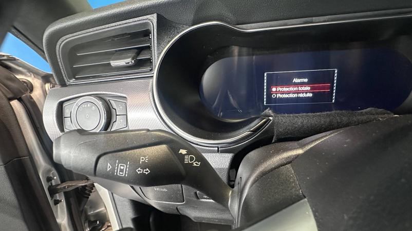 Vente en ligne Ford Mustang  V8 5.0 BVA10 au prix de 51 990 €