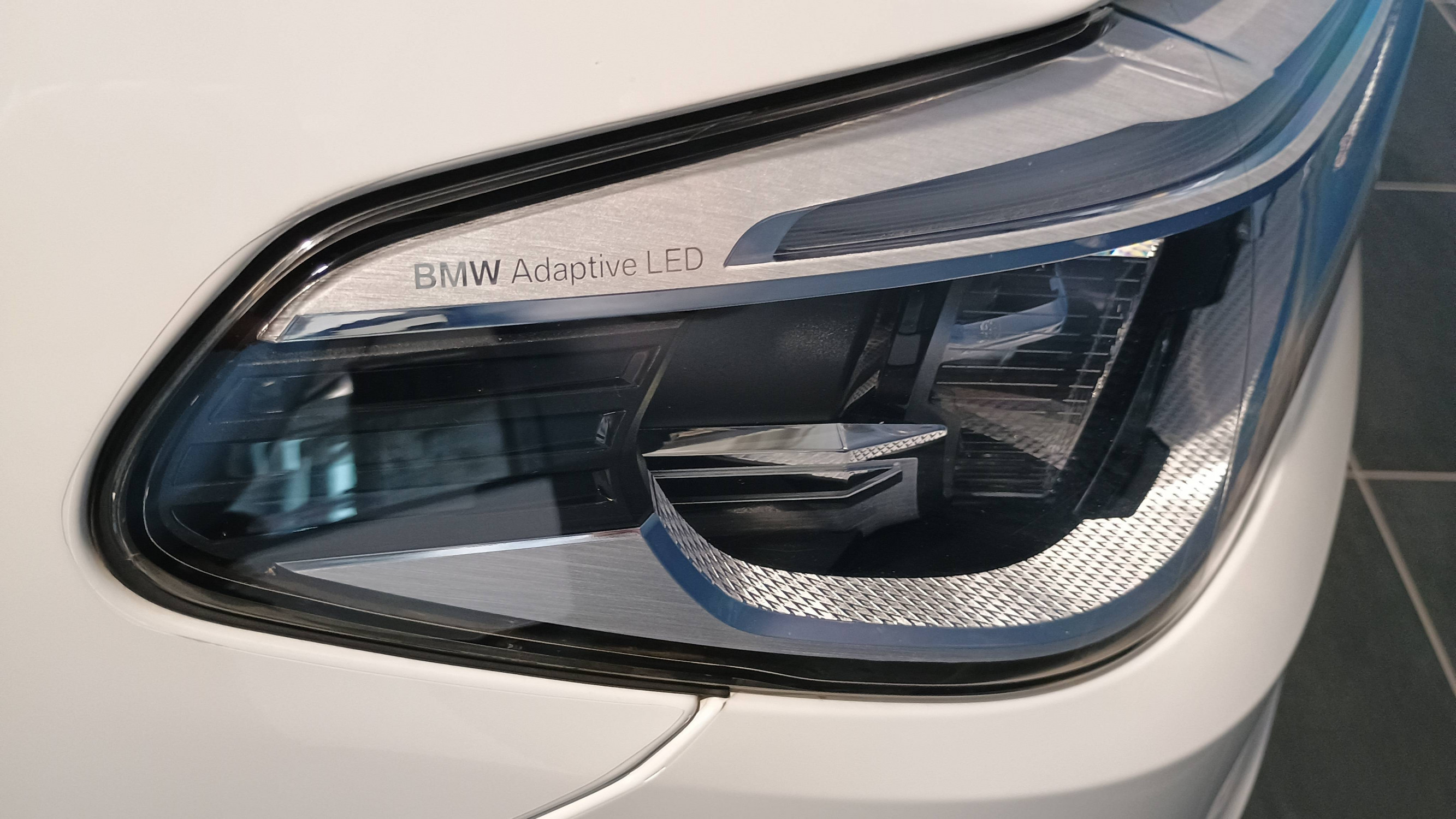 Vente en ligne Bmw Série 5 Touring 520d 190 ch BVA8 au prix de 33 990 €