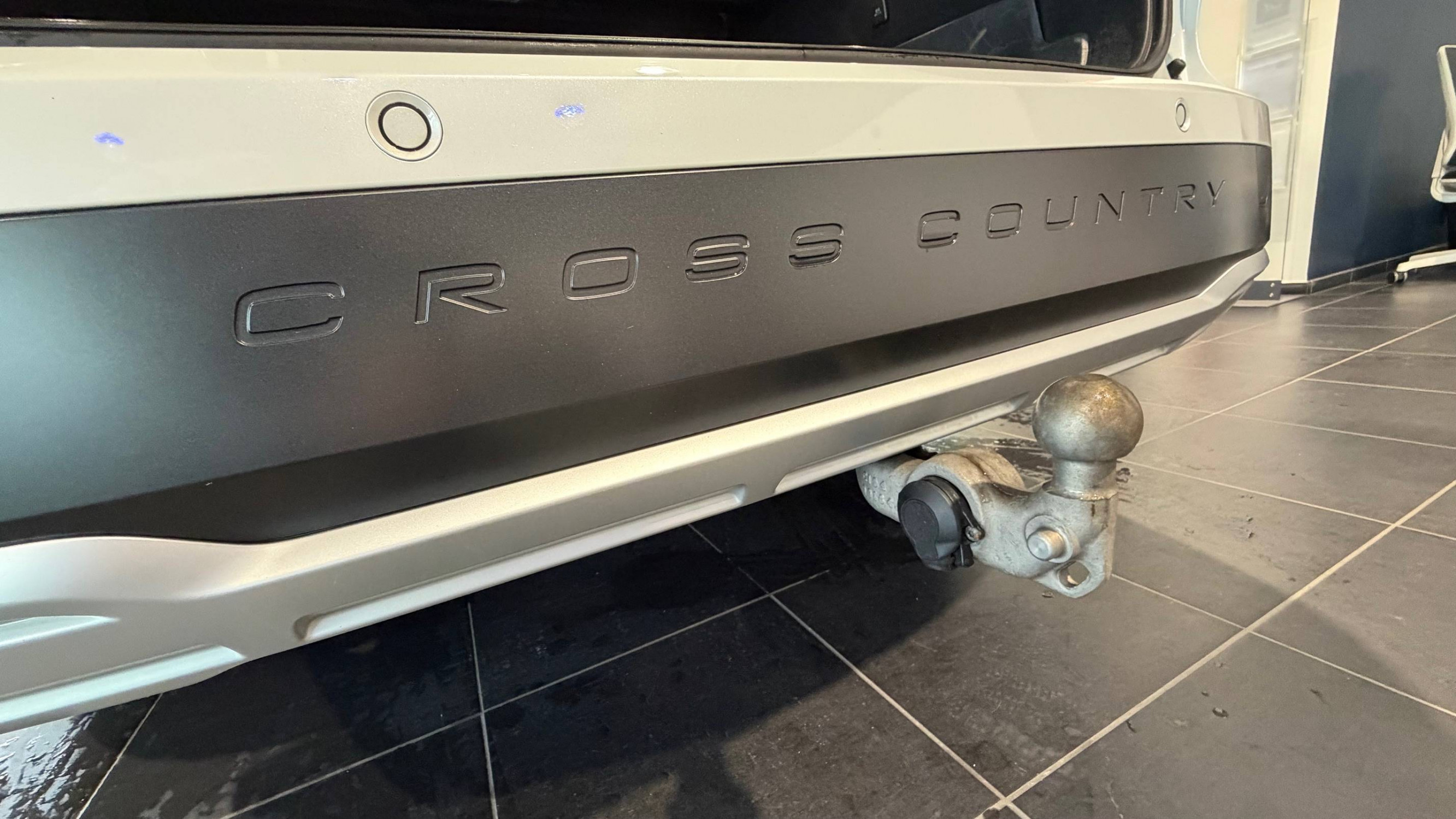 Vente en ligne Volvo V90  D4 AWD 190 ch Geartronic 8 au prix de 53 990 €