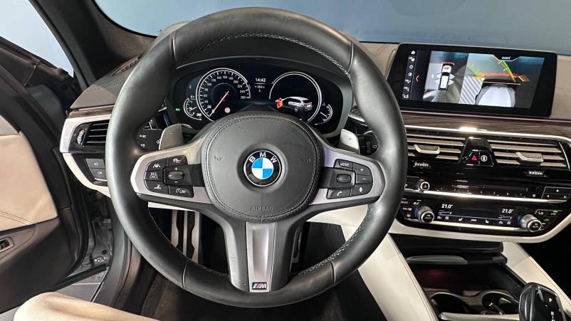 Vente en ligne Bmw Série 5 Touring 540d xDrive 320 ch BVA8 au prix de 42 990 €