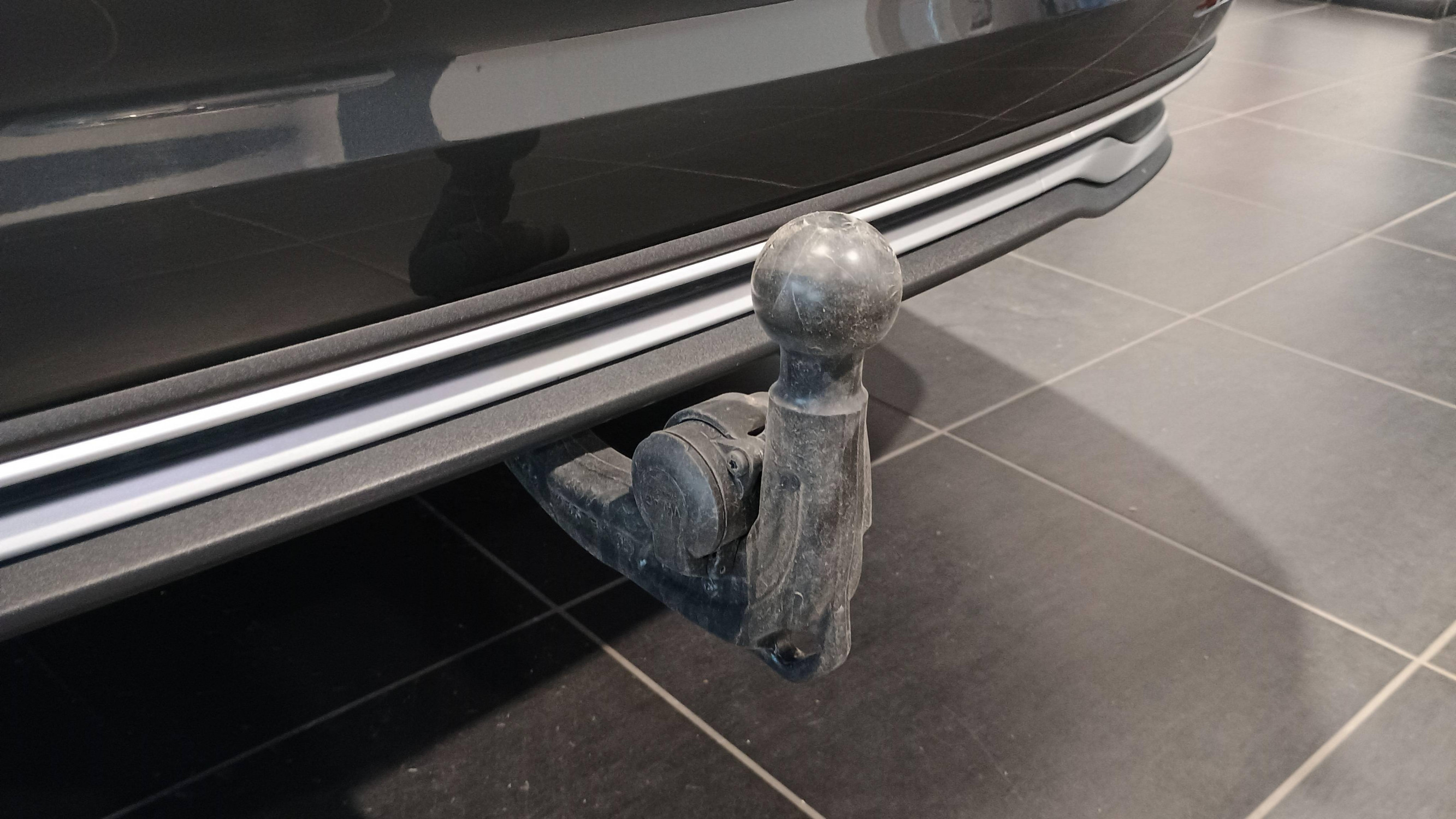 Vente en ligne Audi A6 Avant  40 TDI 204 ch S tronic 7 Quattro au prix de 48 990 €