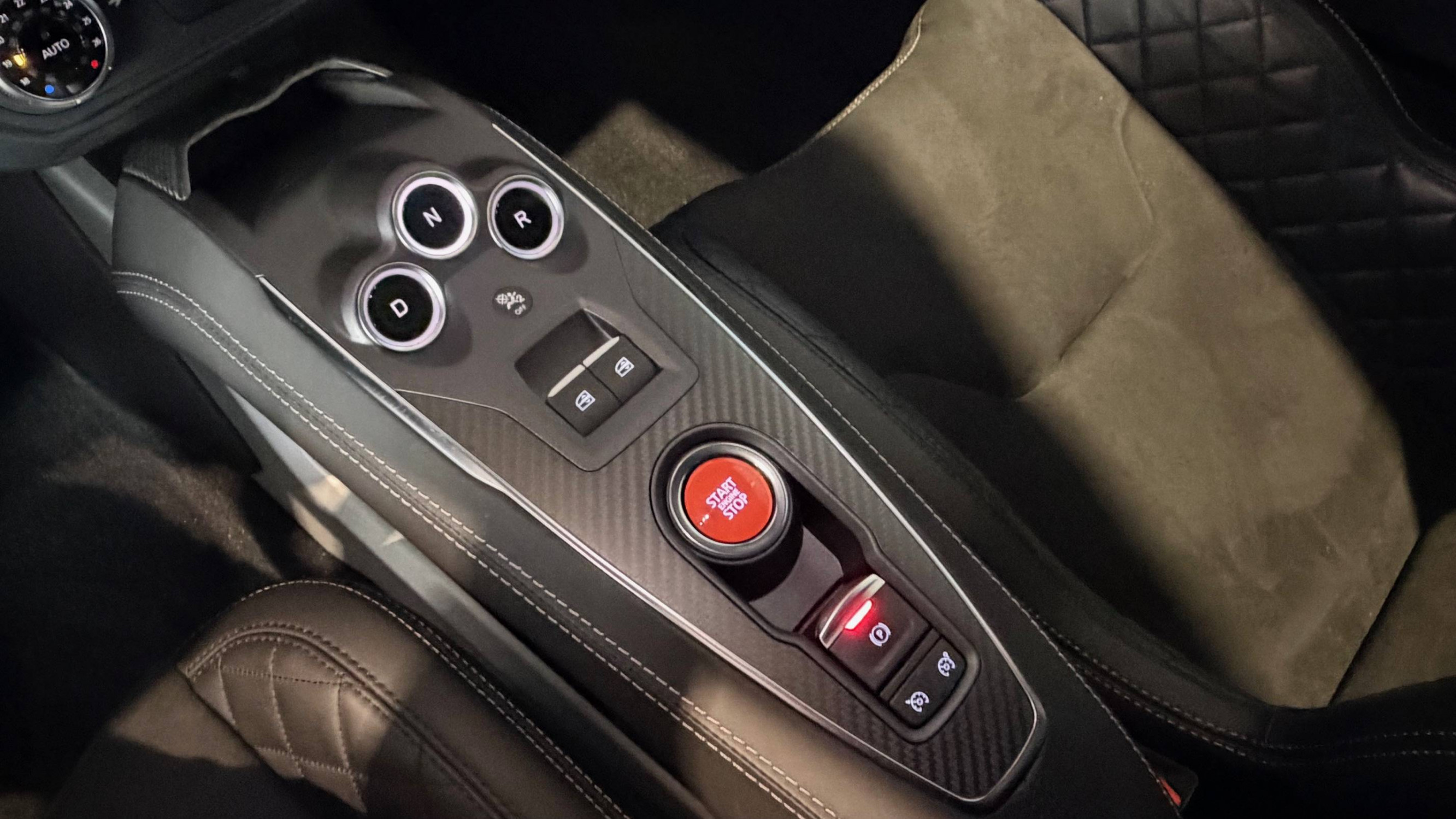 Vente en ligne Alpine A110  1.8T 252 ch au prix de 64 990 €