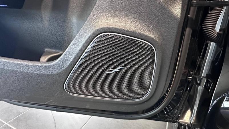 Vente en ligne Mercedes Classe A Classe A 220 d 8G-DCT au prix de 34 990 €