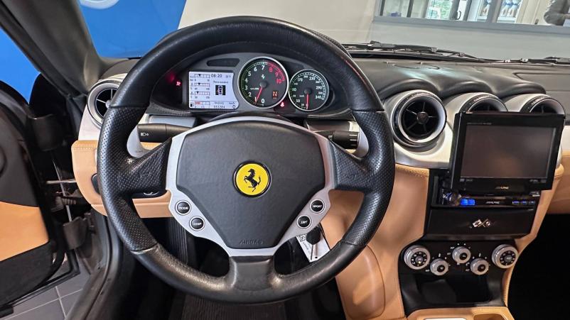 Vente en ligne Ferrari 612 Scaglietti  V12 au prix de 77 990 €