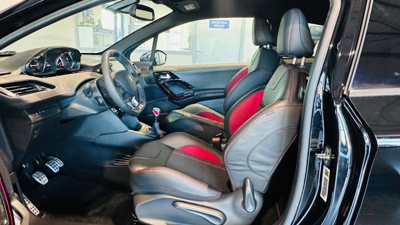Vente en ligne Peugeot 208  1.6 THP ch S&S BVM6 au prix de 14 990 €