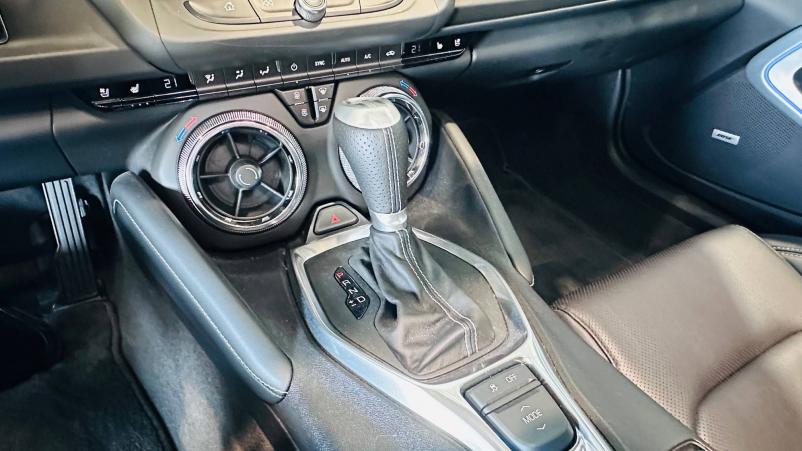 Vente en ligne Chevrolet Camaro Camaro Coupé V8 6.2 405ch au prix de 51 990 €