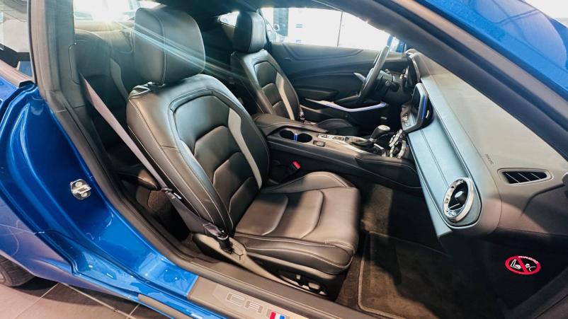 Vente en ligne Chevrolet Camaro Camaro Coupé V8 6.2 405ch au prix de 51 990 €