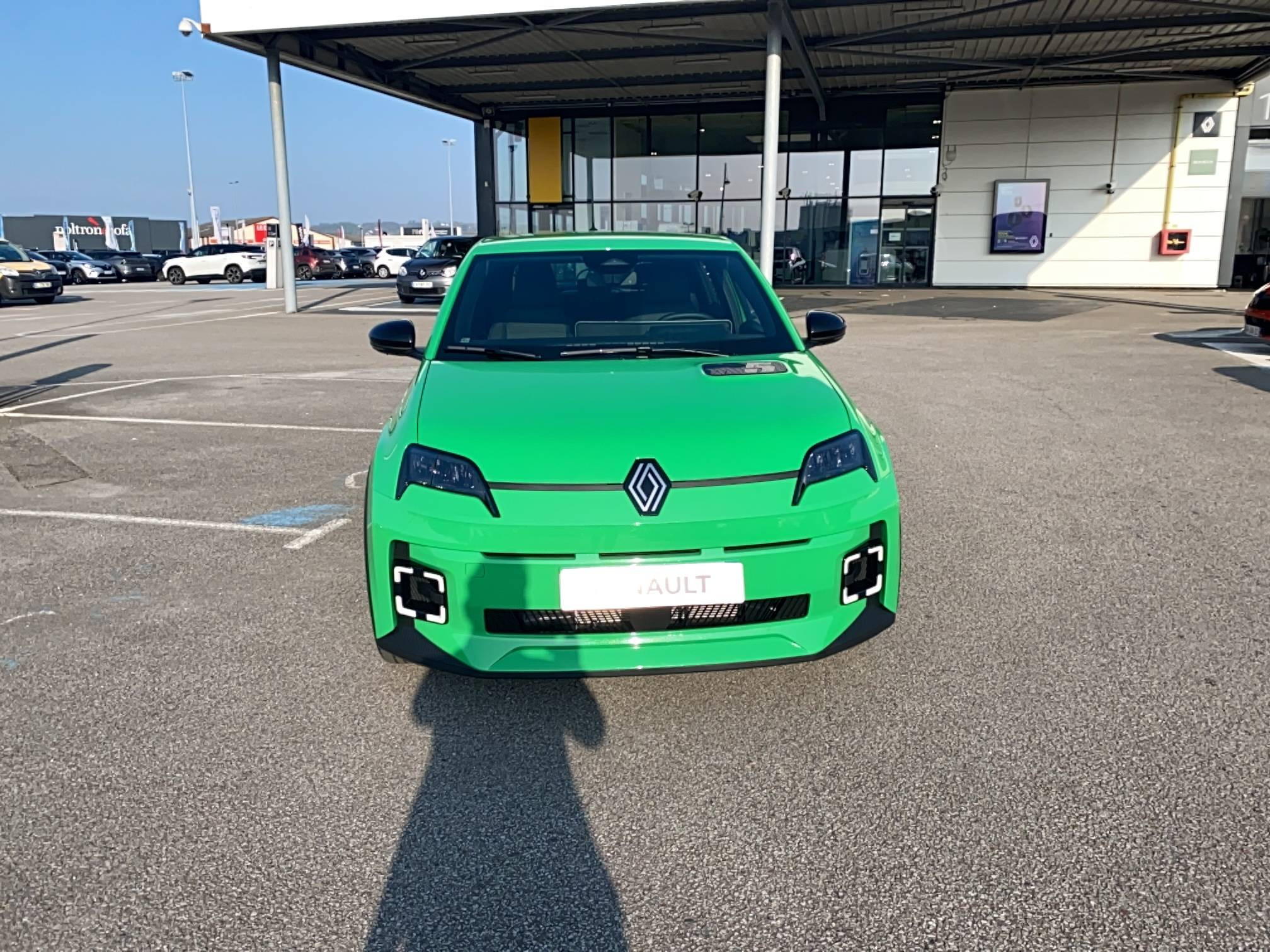 Vente en ligne Renault R5 E-Tech  120 ch autonomie urbaine au prix de 27 900 €