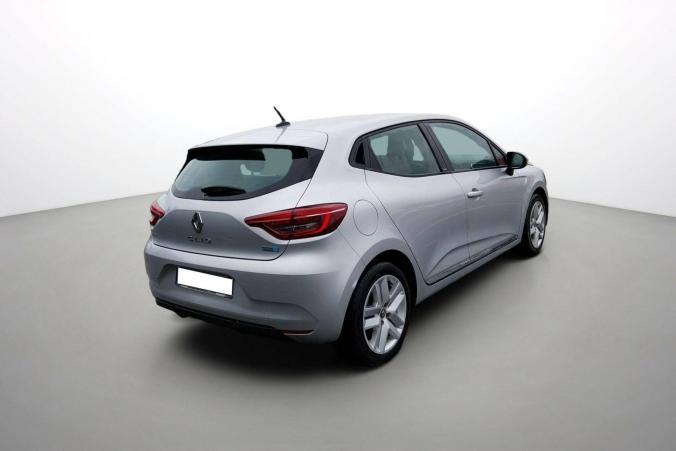 Vente en ligne Renault Clio 5 Clio E-Tech 140 au prix de 16 490 €