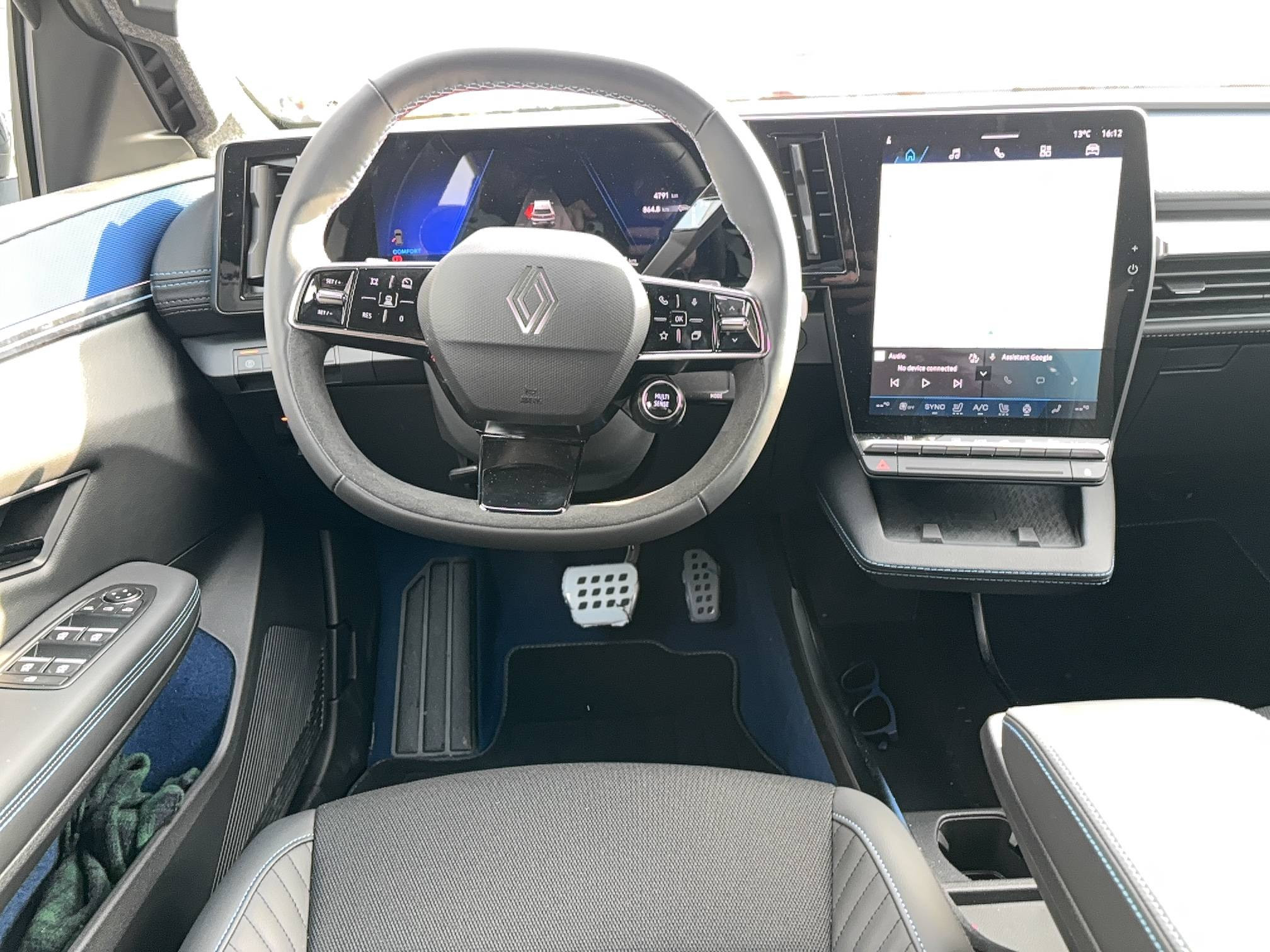 Vente en ligne Renault Scenic E-Tech  220 ch grande autonomie au prix de 45 900 €