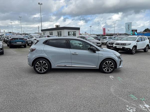 Vente en ligne Renault Clio 5 Clio TCe 90 au prix de 17 990 €