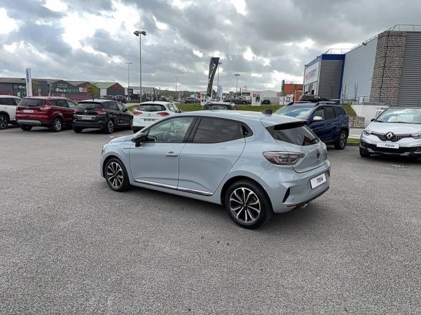 Vente en ligne Renault Clio 5 Clio TCe 90 au prix de 17 990 €