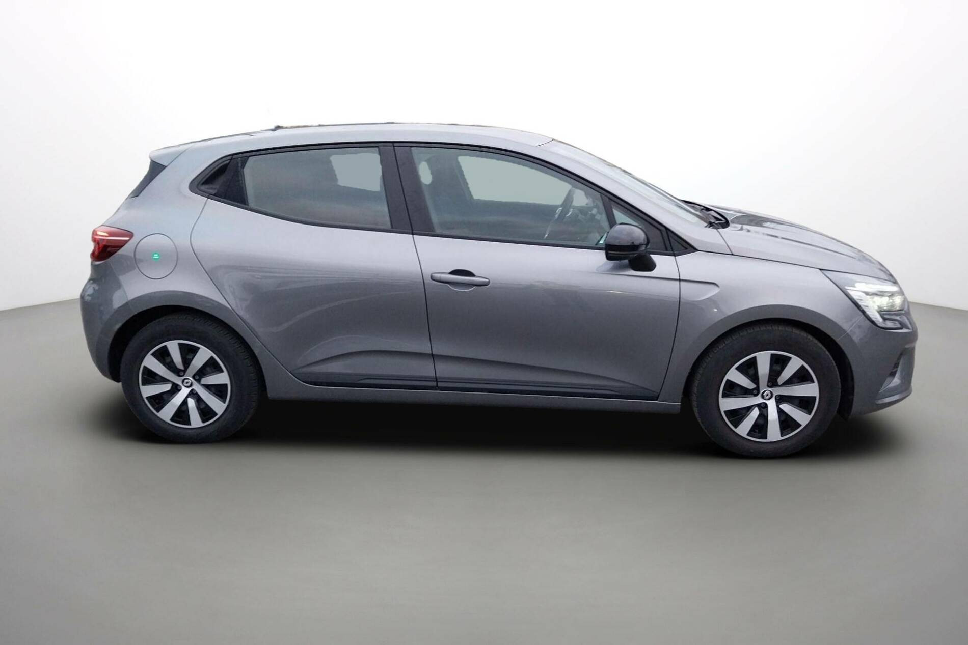 Vente en ligne Renault Clio 5 Clio TCe 90 au prix de 14 390 €