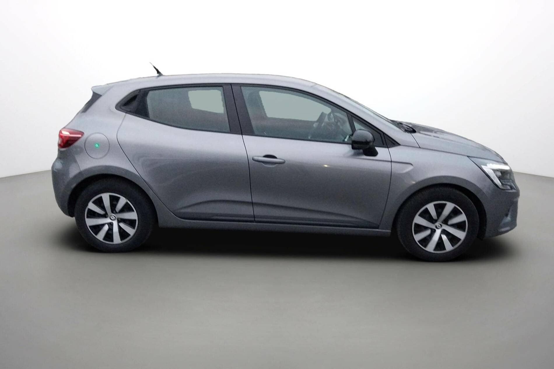 Vente en ligne Renault Clio 5 Clio TCe 90 au prix de 14 390 €