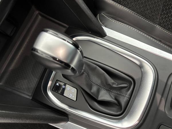 Vente en ligne Renault Megane 4 Mégane IV Berline Blue dCi 115 EDC au prix de 16 290 €