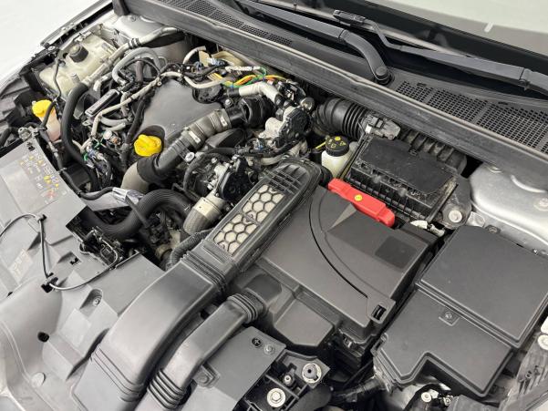 Vente en ligne Renault Megane 4 Mégane IV Berline Blue dCi 115 EDC au prix de 16 290 €