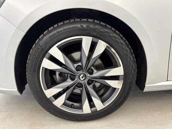 Vente en ligne Renault Megane 4 Mégane IV Berline Blue dCi 115 EDC au prix de 16 290 €