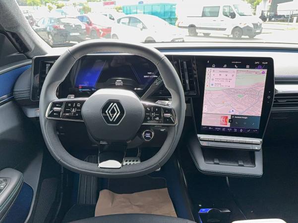 Vente en ligne Renault Scenic E-Tech  220 ch grande autonomie au prix de 45 900 €
